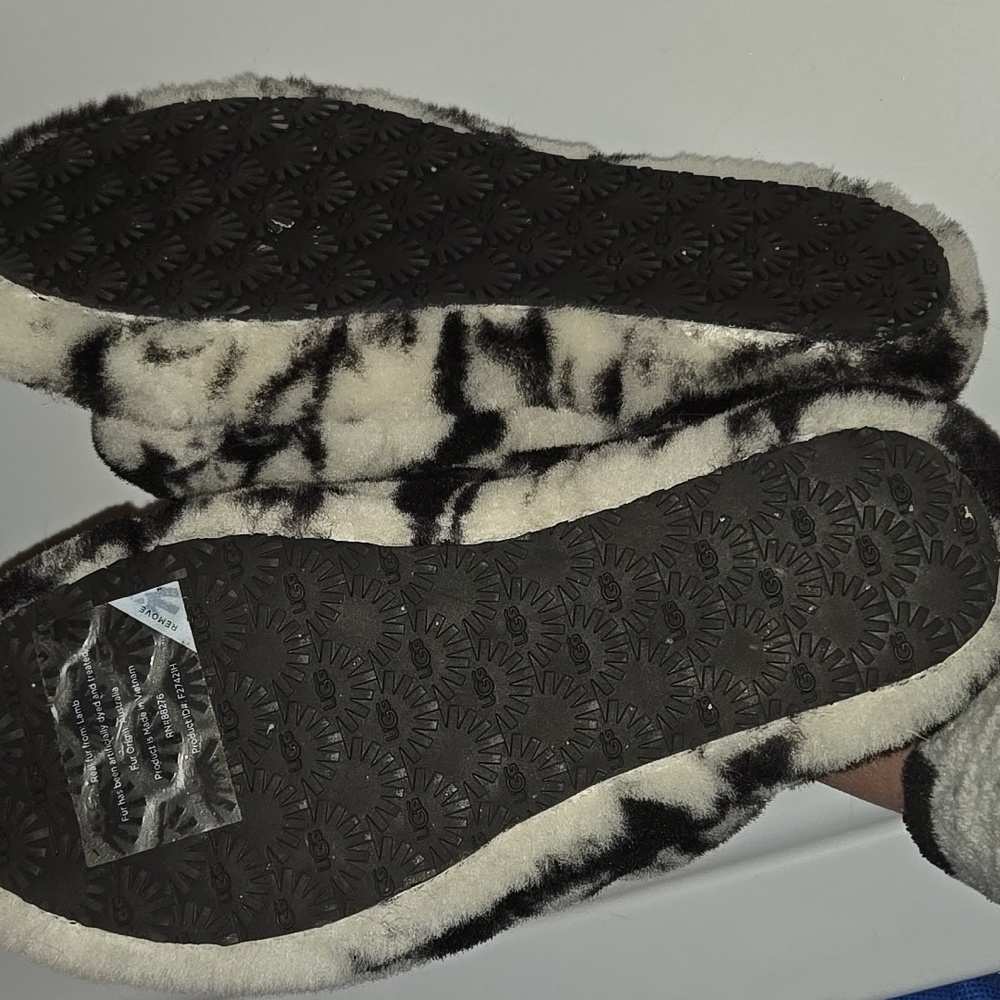 ugg fluff yeah slides - Picture 3 of 3